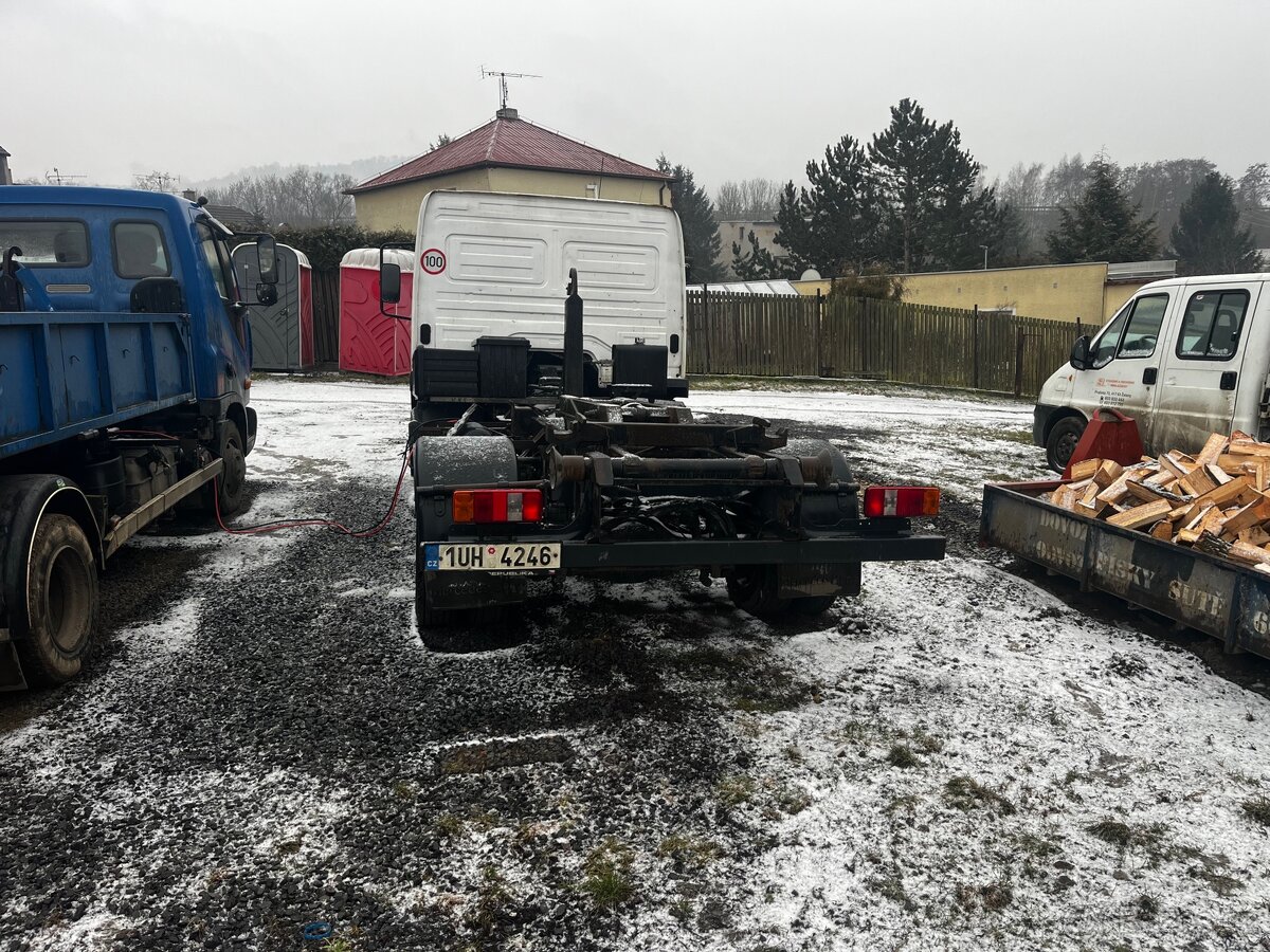 Mercedes Atego nosič kontejneru - 3