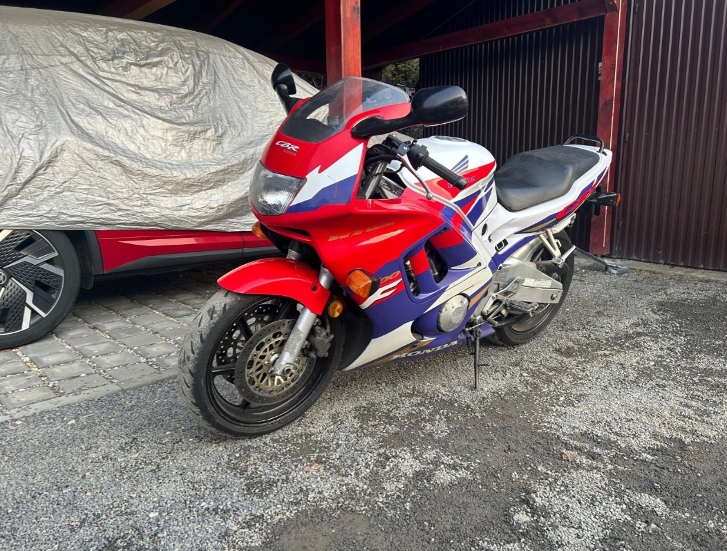 Cbr 600f - 3