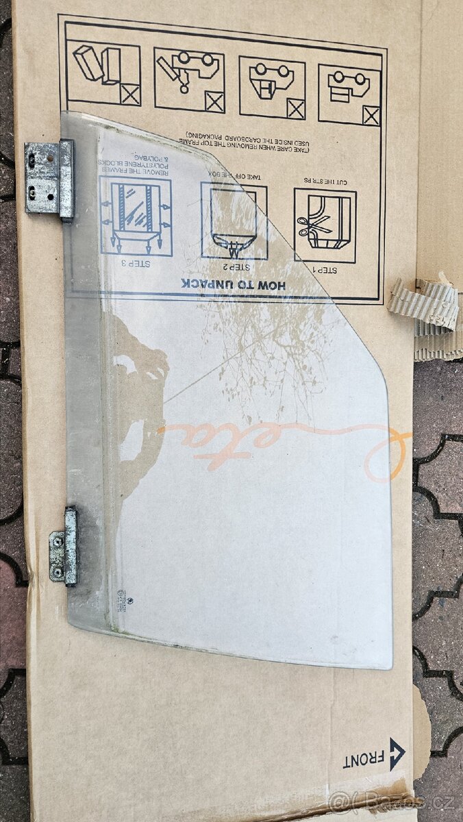 Felicia pickup zadní okno - 3