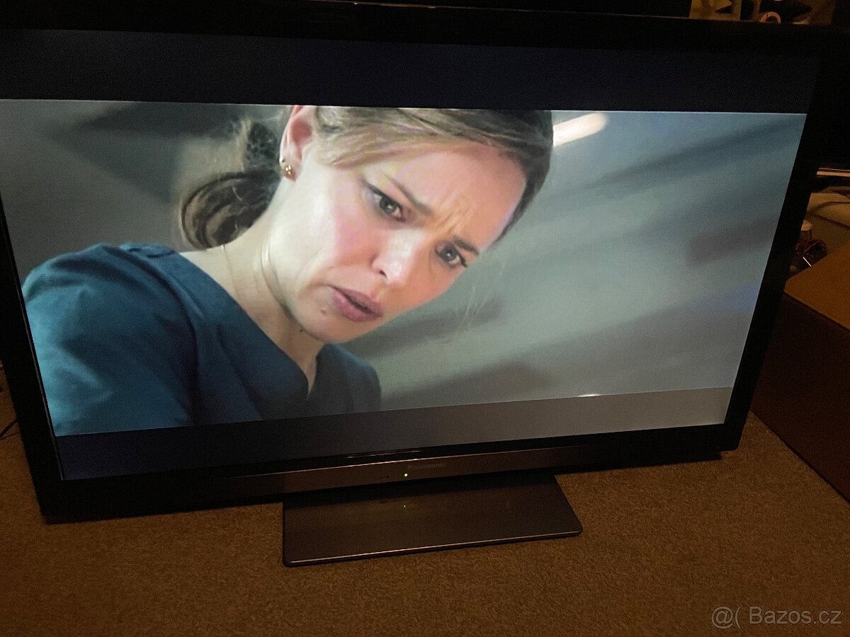LED TV Panasonic - 3