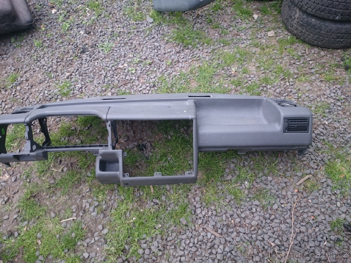 Prodám palubku z VW T4 - 3