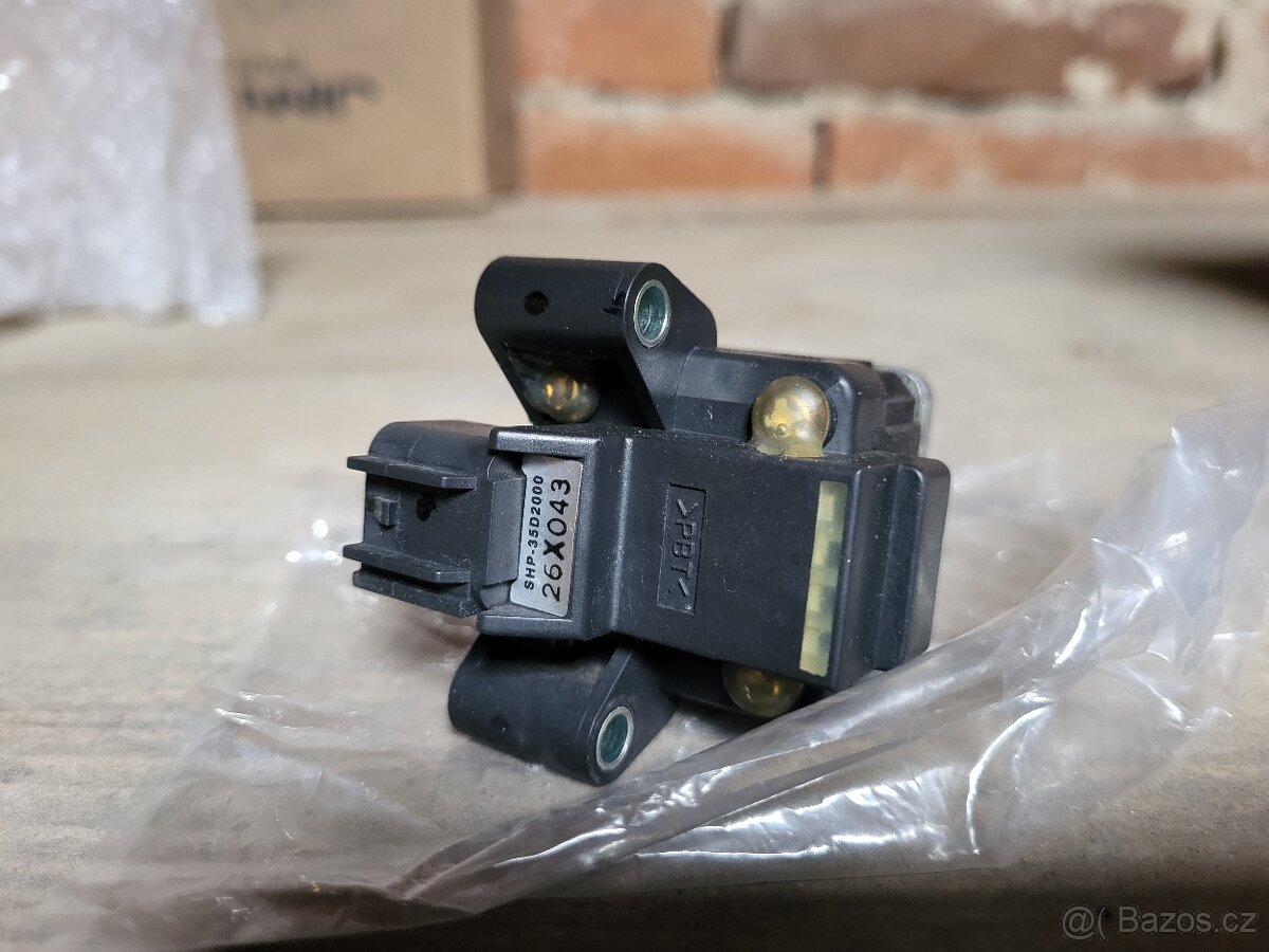 Speed Triple 2005 díly - 3