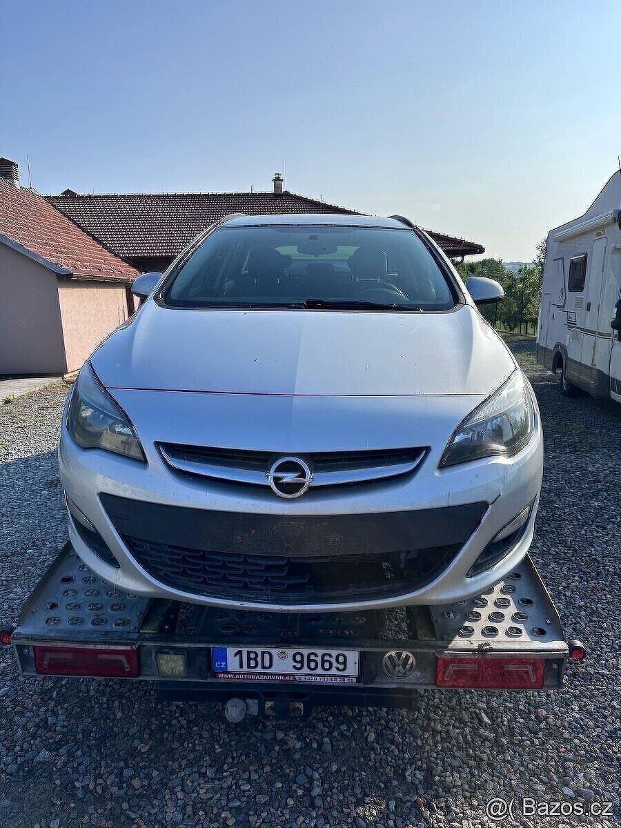 Opel Astra combi, tourer 1.6 CDTI 81kw - 3