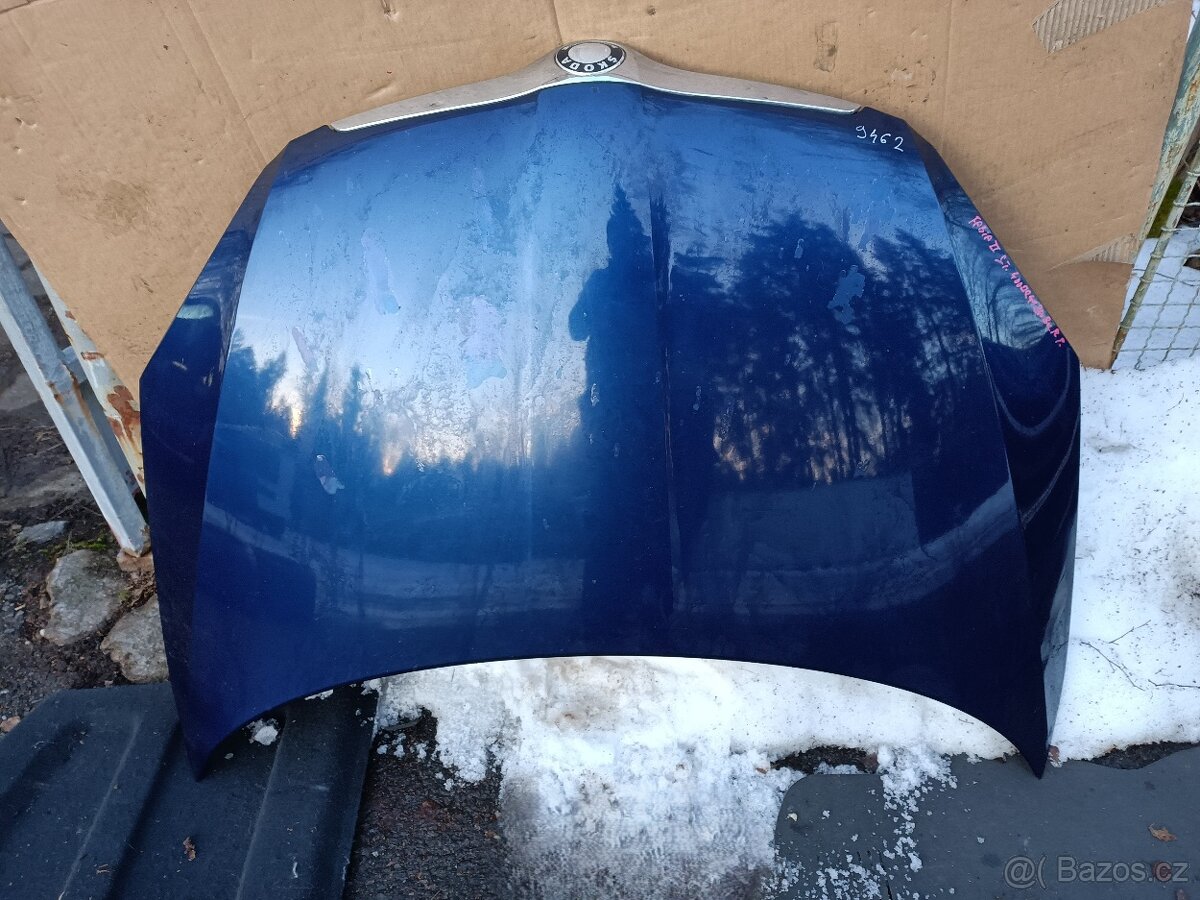 Skoda Fabia 2 - přední kapota - 3