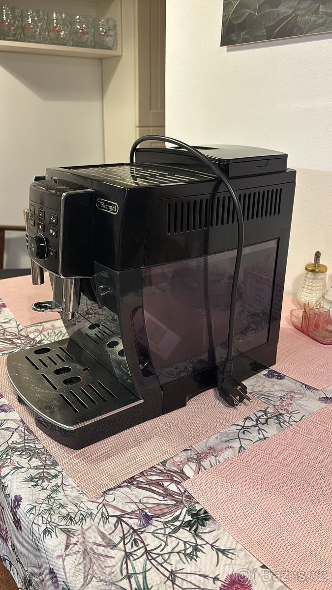 Prodám DeLonghi ECAM 23.120.B - 3