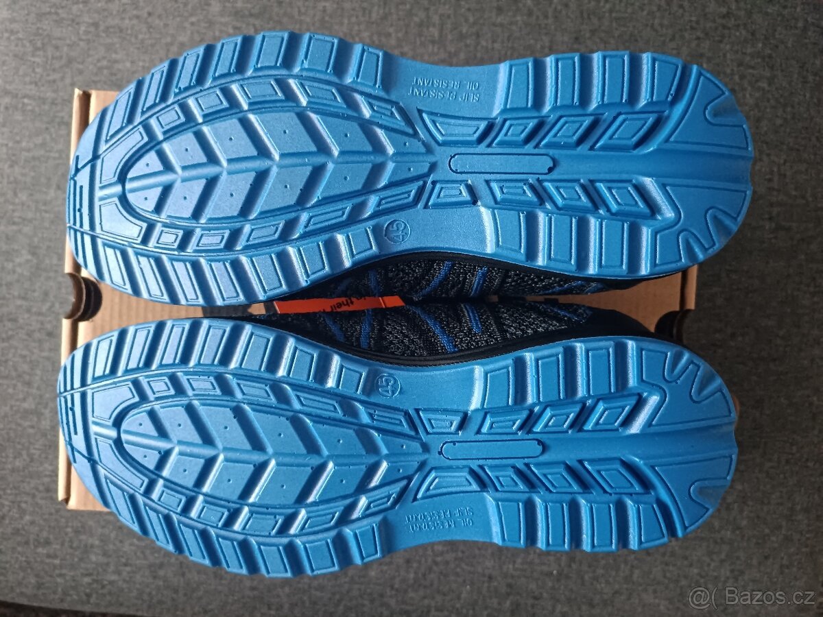 Pracovní obuv velikost 45. - 3