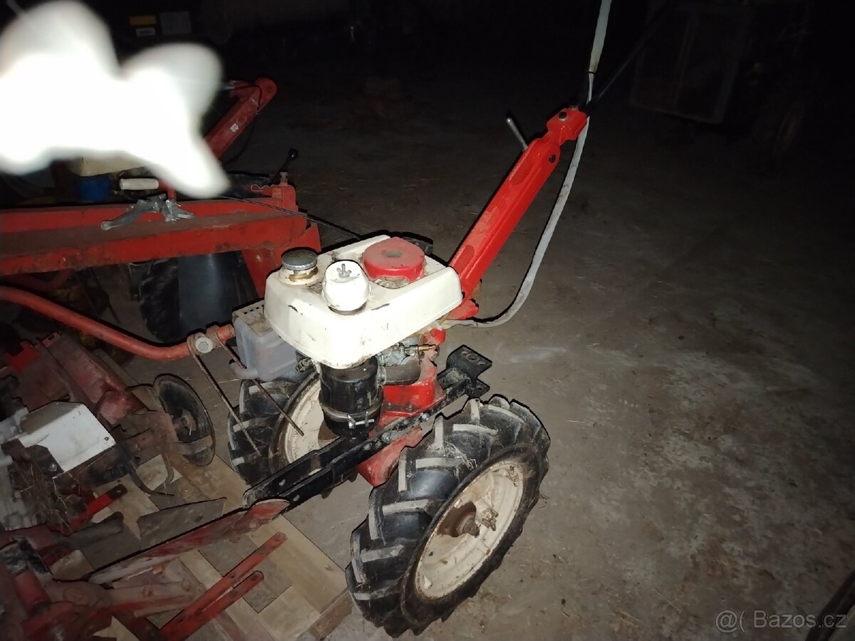 Vari t20 s koly a závěsem - 3