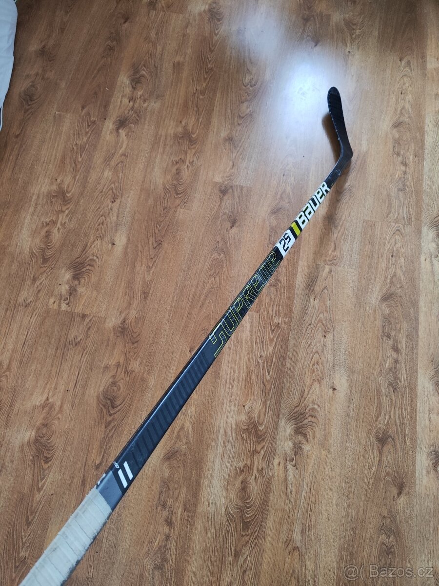 Hokejky Bauer,Easton - 3