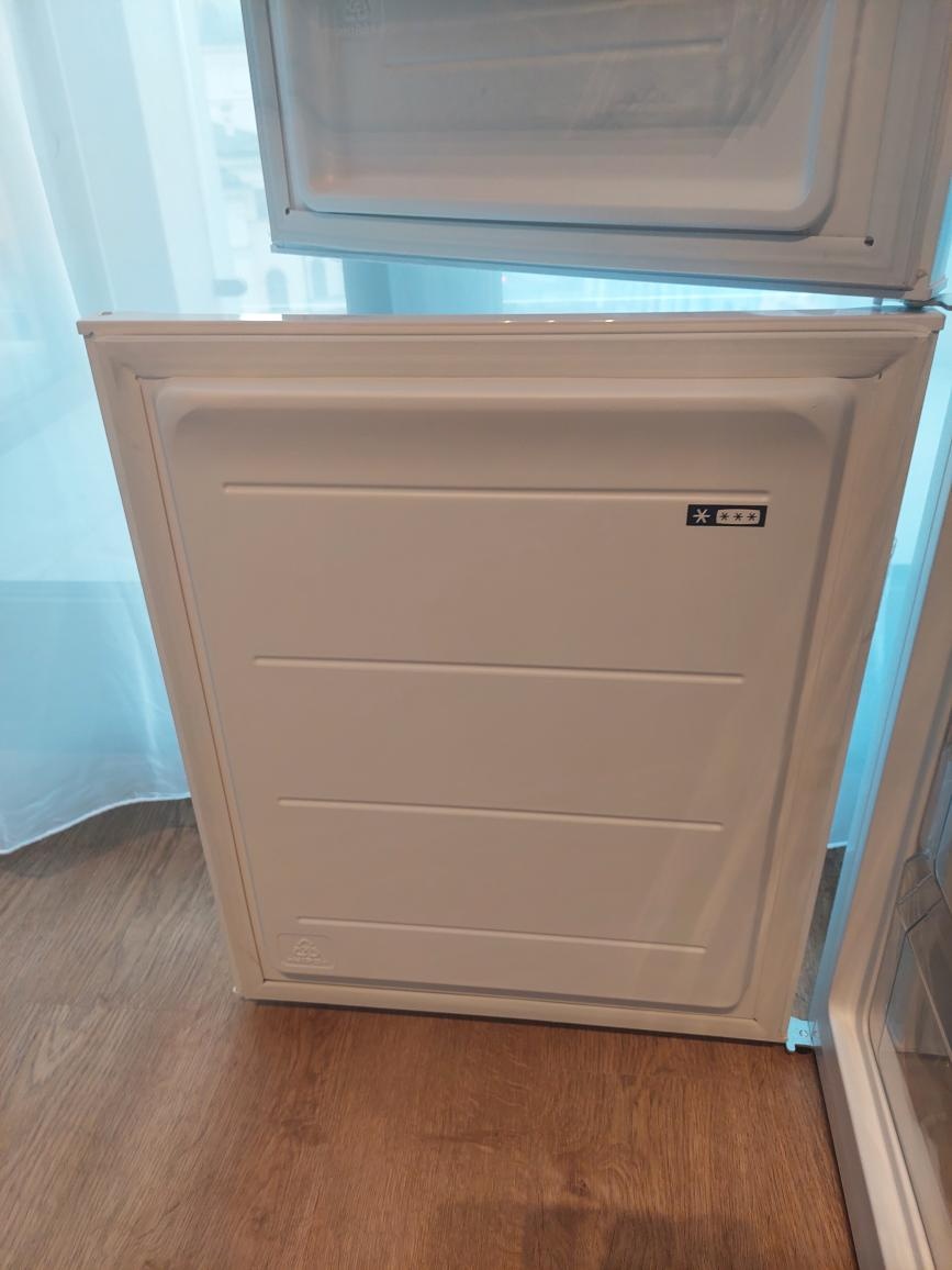 Lednice s mrazákem ETA - 3