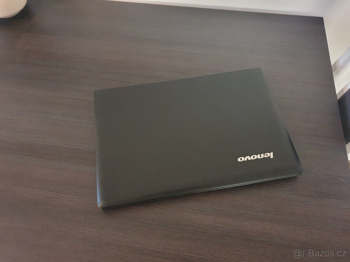 Lenovo AMD QuadCore - 3