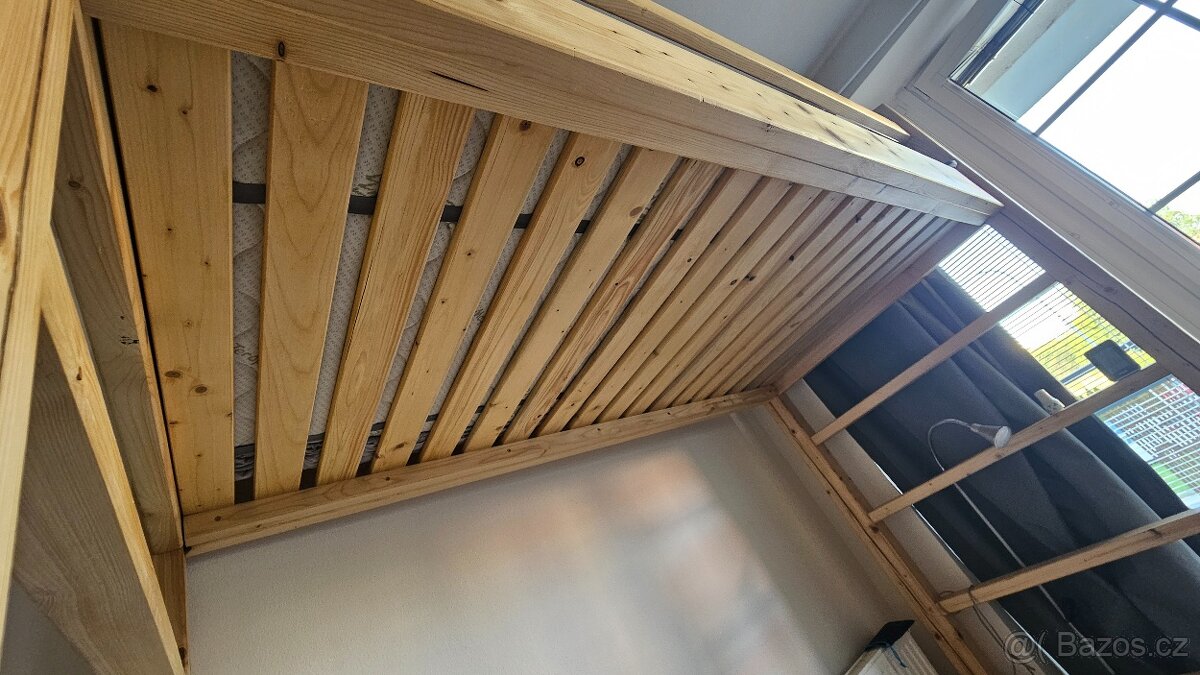 Prodám patrová postel z masivu - 3