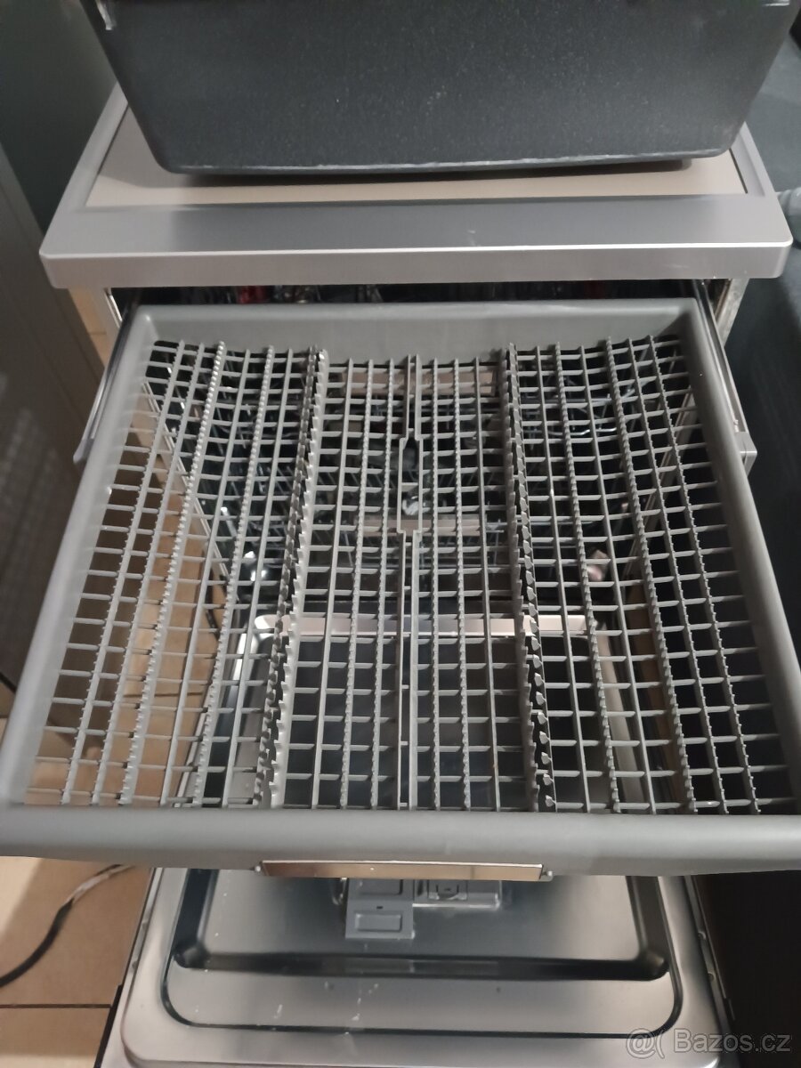 Myčka nádobí Whirlpool - 3