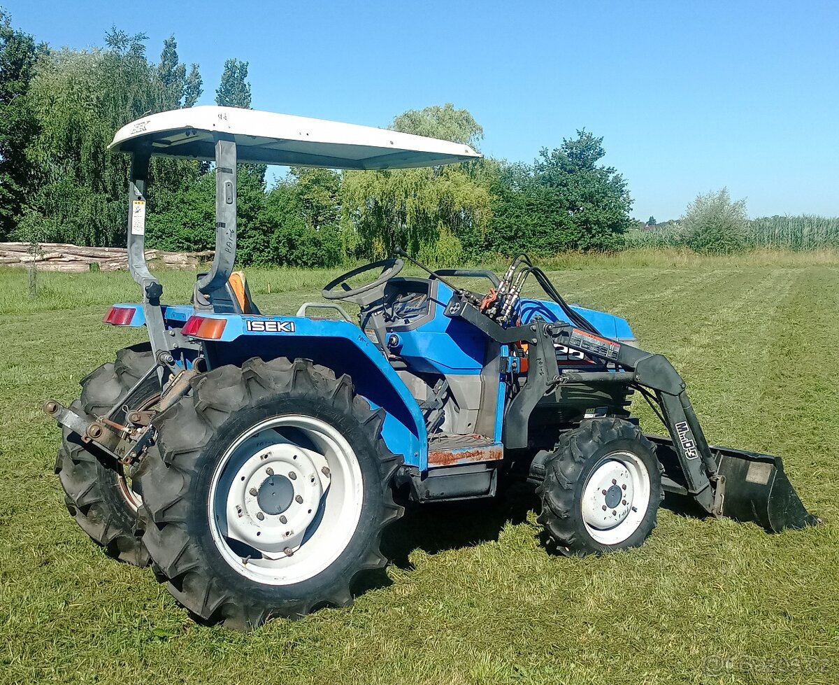 Iseki Geas 25 originální nakladačem - 3