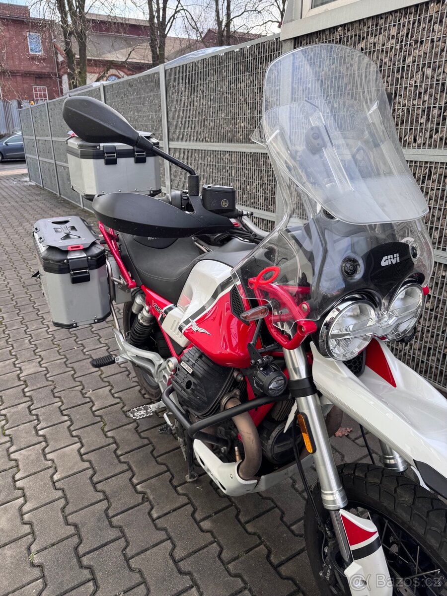 Moto Guzzi V85 TT - 3