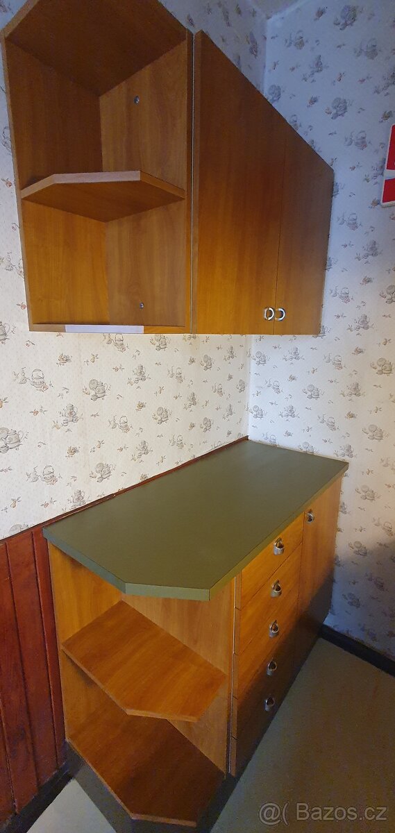 Kuchyňská linka se spotřebiči - 3