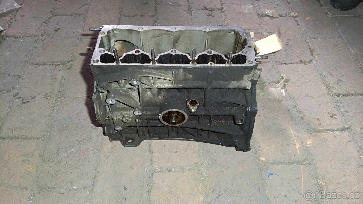 Blok motoru Škoda Fabia 1.4 MPI - 3