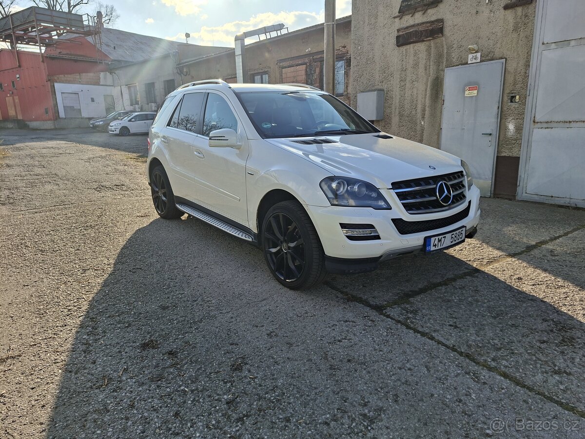 Mercedes Benz ML Grand Edition 350CDi - 3