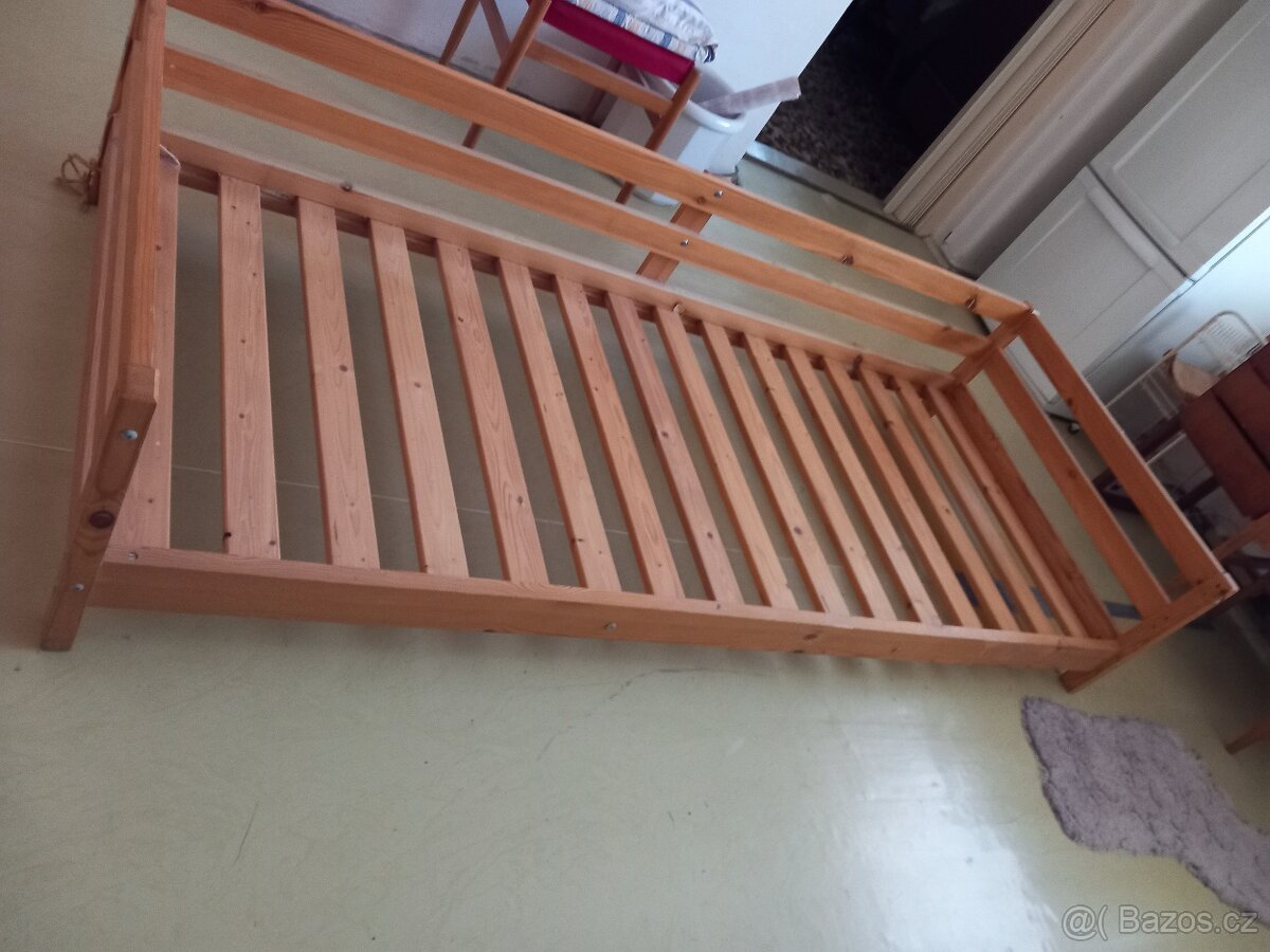 dřevěná postel dětská - 3