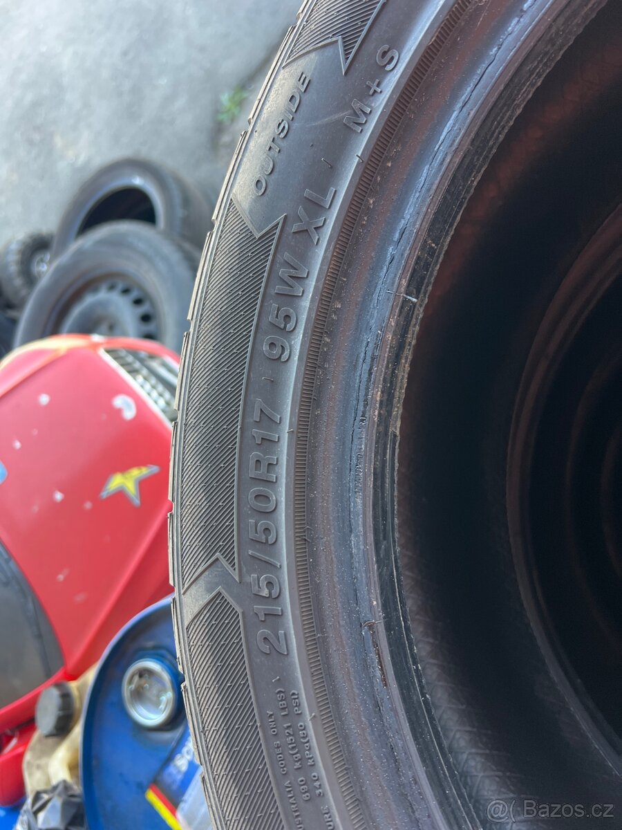 Pneu 215/50r17 - 3