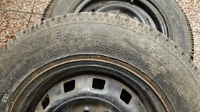 Letní pneu Michelin 155/70 R13 včetně disků - 3