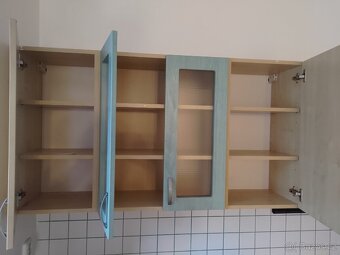 Kuchyňská linka včetně spotřebičů a digestoře - 3