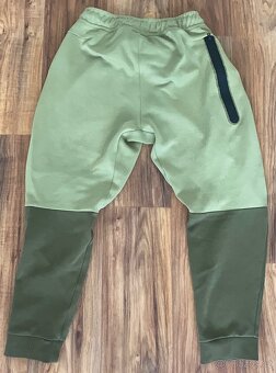Nike Tech Fleece tepláky - 3