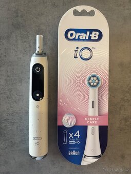 Oral B iO 10 series - 3