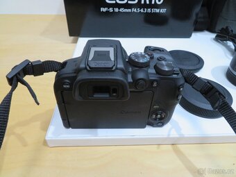 Canon EOS R10 + RF-S 18-45 IS STM + RF 50mm - Záruka do 2027 - 3
