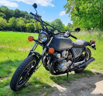 Honda CB 750 Boľdor - 3
