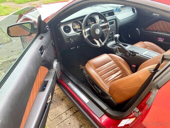 Prodám Ford Mustang 4.0 V6 2010 - 3