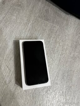 Apple iPhone Xs 256GB - 3