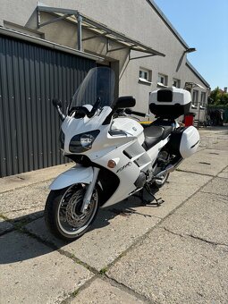 YAMAHA FJR 1300 - 3