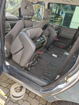 Ford galaxi - 3