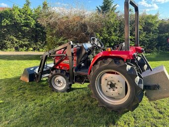Japonský Traktor Kubota Saturn X - 3
