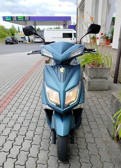 Prodám elektrický skútr HECHT EQUIS - 3