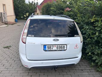 Ford focus combi 1.6 benzin - 3