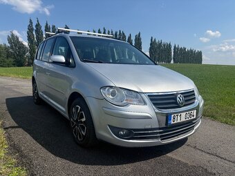 VW Touran 1.9TDI 77kW - R.v. 5/2009 - 7 míst - servis - 3