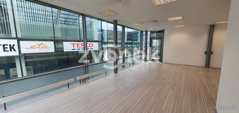 Pronájem komerčních prostor – Zlín, ul. Dlouhá, 51 m² - 3