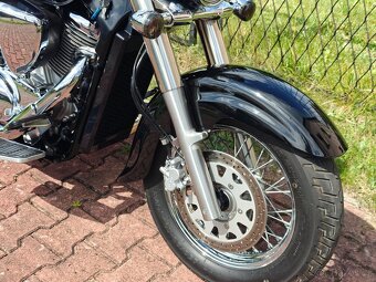 Suzuki C 800 VL 800 Intruder - 3