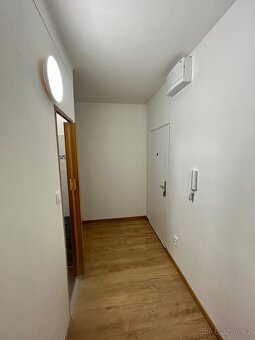 Pronájem 1+1 46m2, balkon/sklep Strakonice - 3