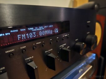 Zesilovač receiver YAMAHA - 3