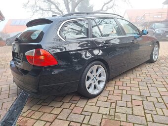 BMW E91,330i,manuál,7.2008,200kW - 3