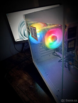 PC Aqua Box, Nova skříň + W 11 Pro / 2x Disk / Core i5 - 3