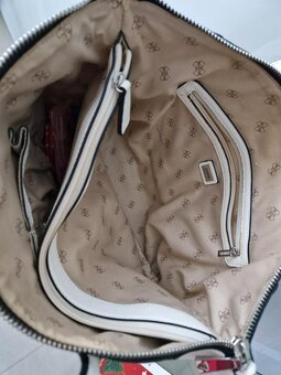 Kabelka Guess - 3