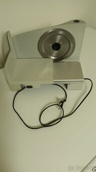 Kráječ BOSCH MAS6200 - 3