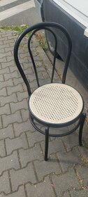 Kovová židle černá zachovala na chalupu - 3