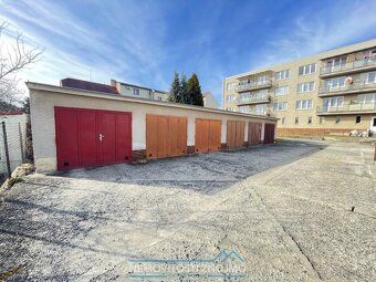 Pronájem garáže 19m2 v blízkosti centra Strakonic, ulice Che - 3