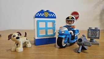 Lego Duplo Policie + Hasic+ Motorka+ Pes - 3