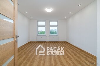Prodej prostorného cihlového bytu 3+kk v nejžádanější lokali - 3