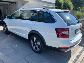 ŠKODA OCTAVIA SCOUT COMBI III FACE 2.0TDI 110KW DSG 4X4 NAV - 3